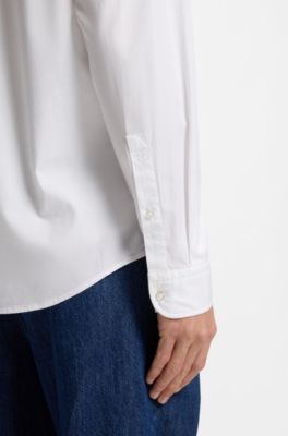 Camisa regular fit en dobby de algod&oacute;n el&aacute;stico, Blanco