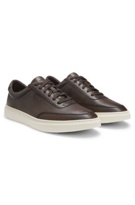 Deportivas de piel con suela de goma en contraste, Marr&oacute;n oscuro