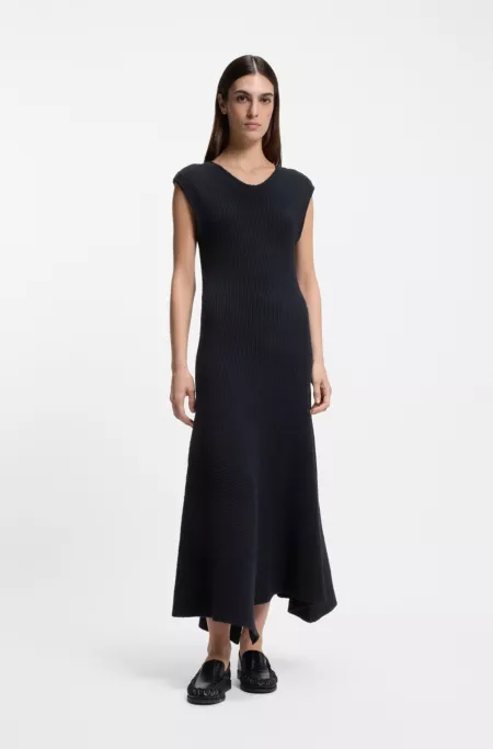 Bouclé-yarn dress in a slim fit