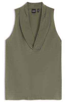 Sleeveless blouse in sandwashed silk with V neckline, Dark Green