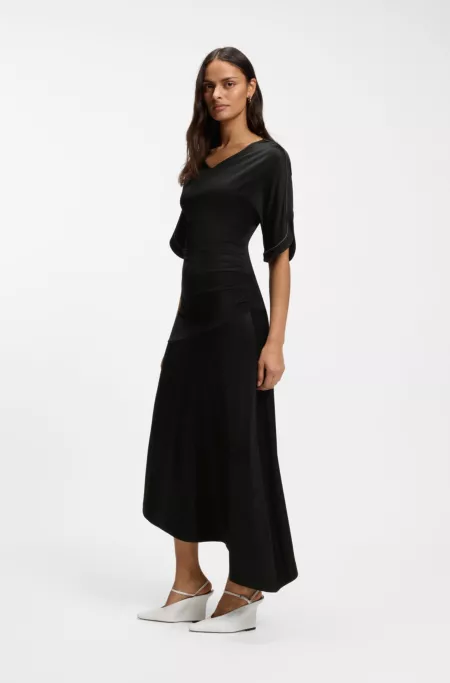 Jersey dress with slit sleeves