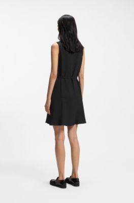 Vestido cruzado en crep&eacute; suave con cintur&oacute;n, Negro