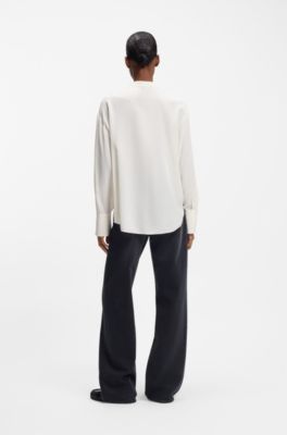 Blusa regular fit en seda lavada a la arena con pu&ntilde;os ajustables, Blanco