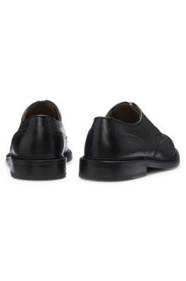 Zapatos Derby de piel pulida con detalles de perforado decorativo, Negro