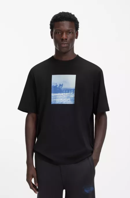 Printed-artwork T-shirt in cotton jersey