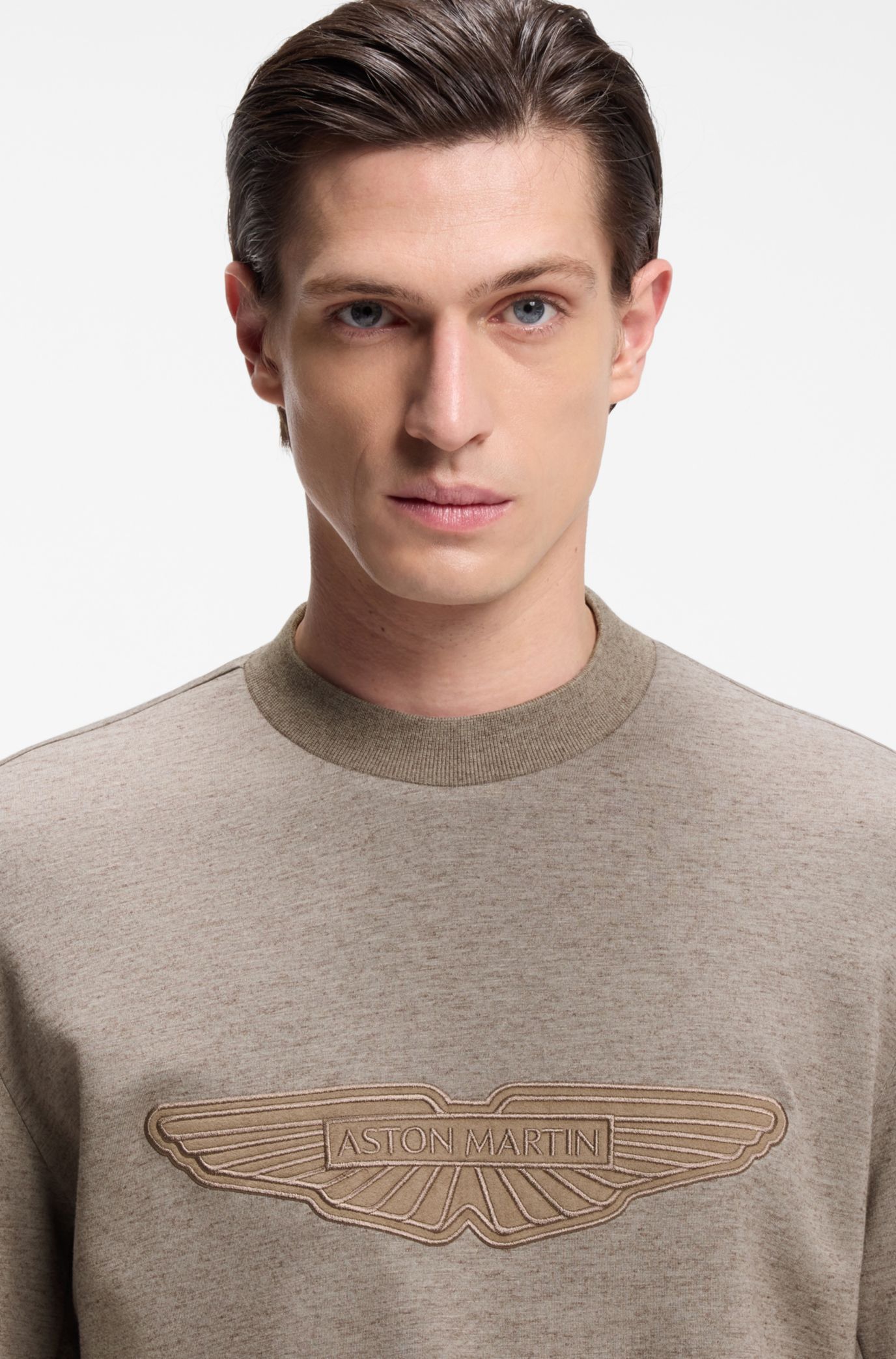 BOSS - BOSS x ASTON MARTIN sweatshirt with wing detail - Light Grey
