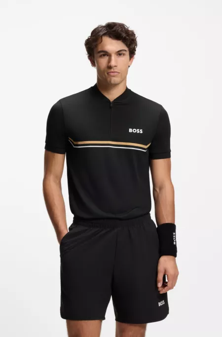 Polo shirt with seamless bodymapping