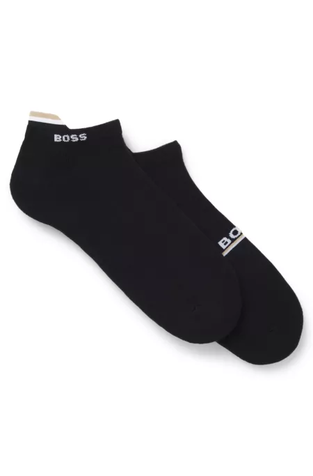 Two-pack of logo socks in an ankle length
