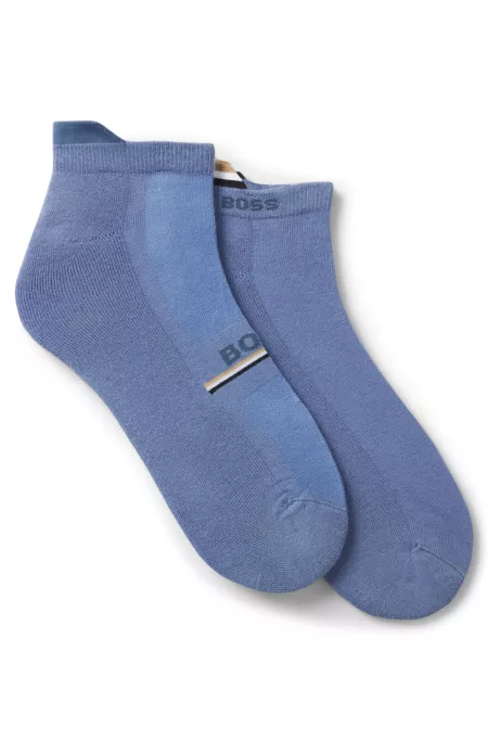 Two-pack of logo socks in an ankle length