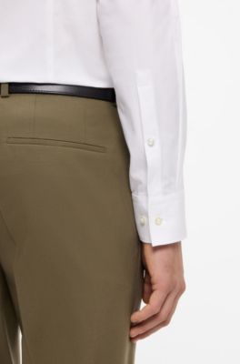Camisa slim fit en algod&oacute;n Oxford con pu&ntilde;os cl&aacute;sicos, Blanco