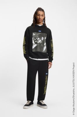 Sudadera HUGO x Jujutsu Kaisen con capucha y estampado de Yuji y Megumi, Negro