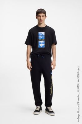 Camiseta HUGO x Jujutsu Kaisen con estampado, Negro