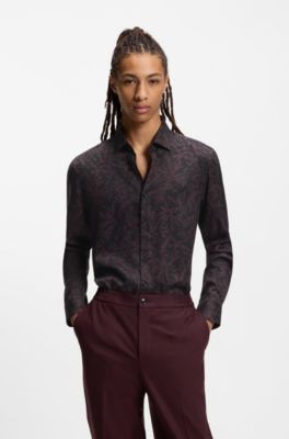 Camisa slim fit en sat&eacute;n estampado, Marr&oacute;n claro