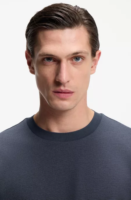 Bubble-structure T-shirt in cotton