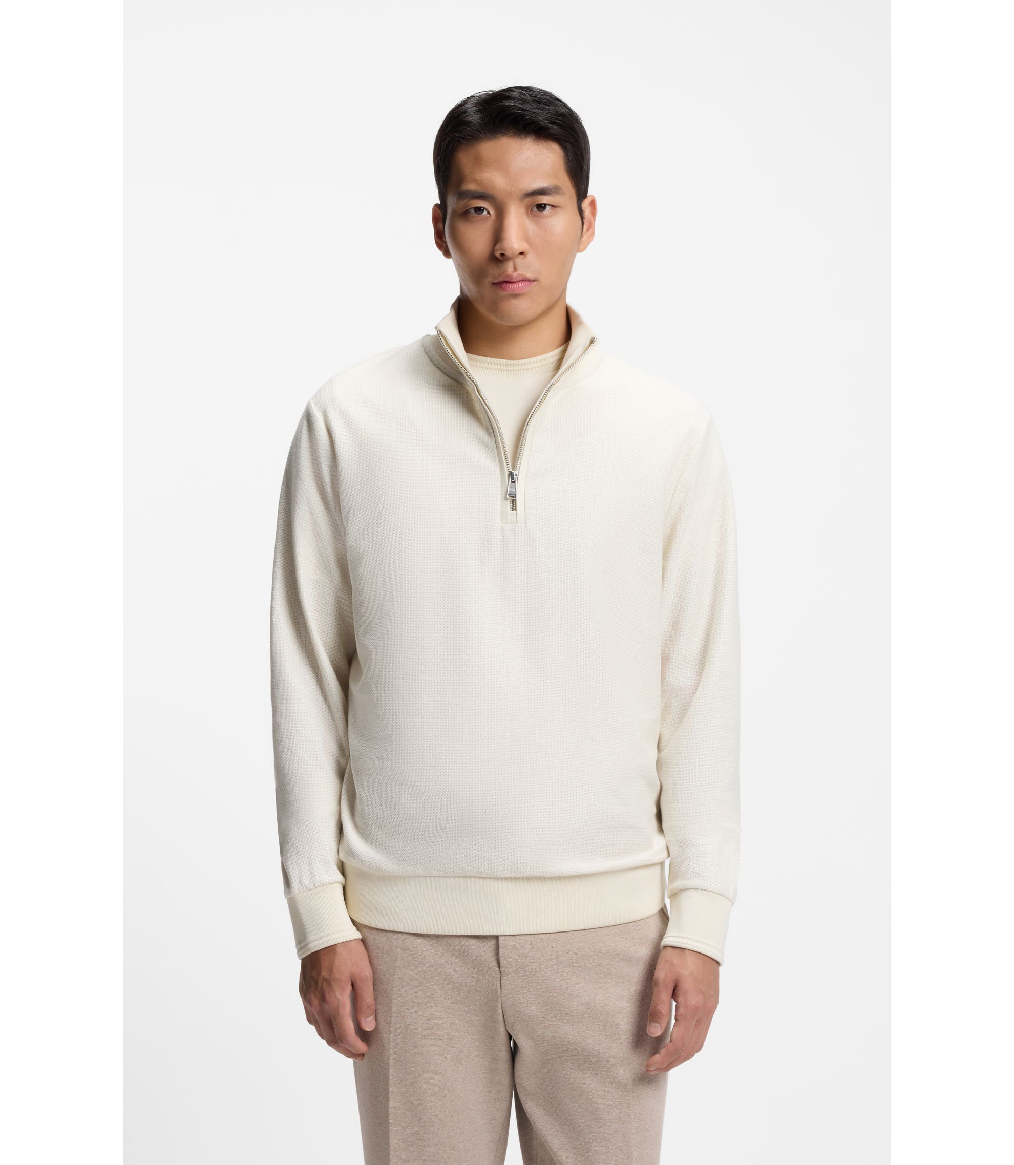 hbna50555280_131_350?wid=1980&