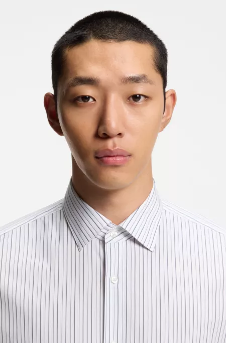 Modern-fit shirt in striped cotton