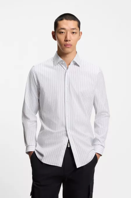 Modern-fit shirt in striped cotton