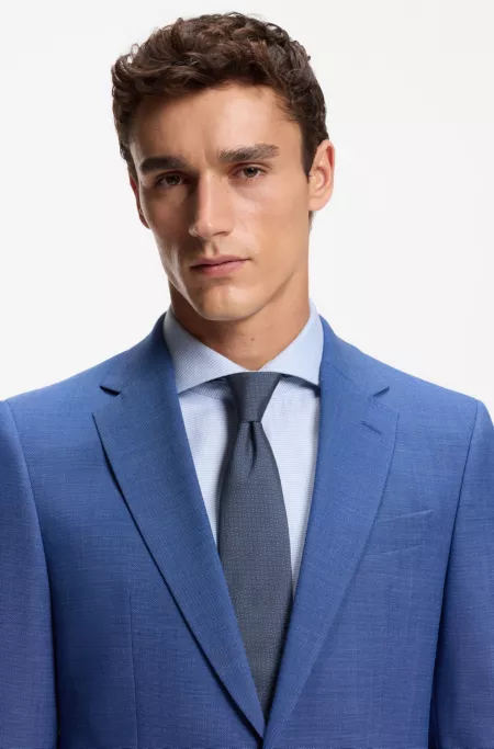 Tie with jacquard pattern