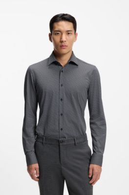 Camisa slim fit de tejido el&aacute;stico t&eacute;cnico hecho en Italia, Negro