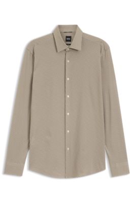 Camisa slim fit de tejido el&aacute;stico t&eacute;cnico hecho en Italia, Caqui