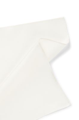 Pochette de costume en twill de soie, Blanc