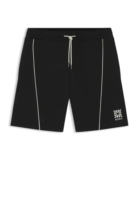 Cotton-blend shorts with embroidered logo artwork