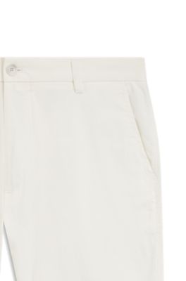 Shorts modern fit de sarga de algod&oacute;n el&aacute;stico, Blanco