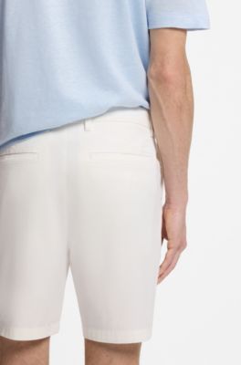 Shorts modern fit de sarga de algod&oacute;n el&aacute;stico, Blanco