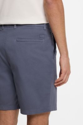 Shorts modern fit de sarga de algod&oacute;n el&aacute;stico, Celeste