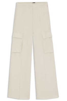 Pantalones regular fit en crep&eacute; con bolsillos estilo cargo, Blanco