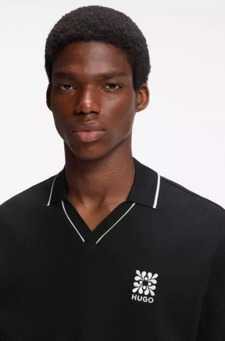 Embroidered-logo polo shirt with Johnny collar