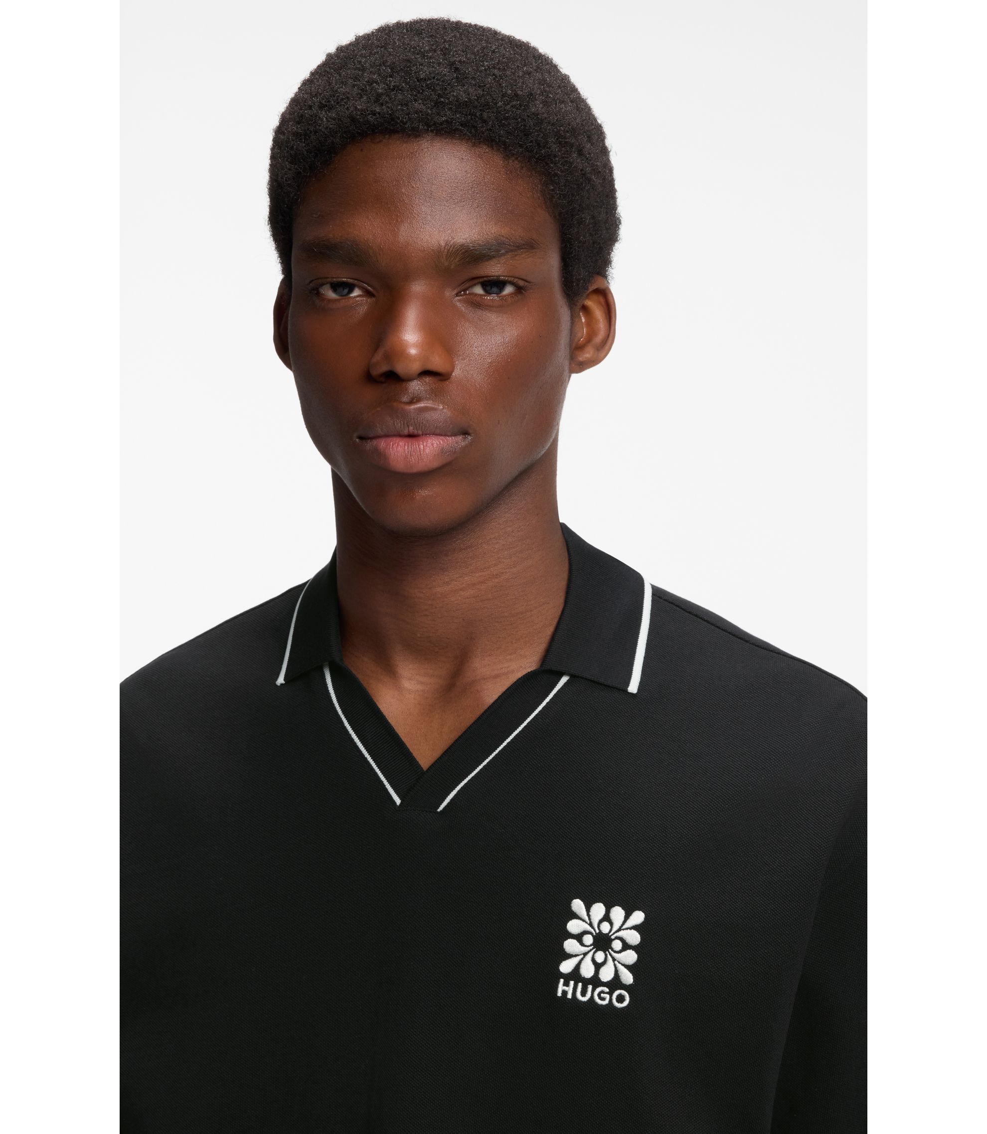 HUGO - Embroidered-logo polo shirt with Johnny collar - Black