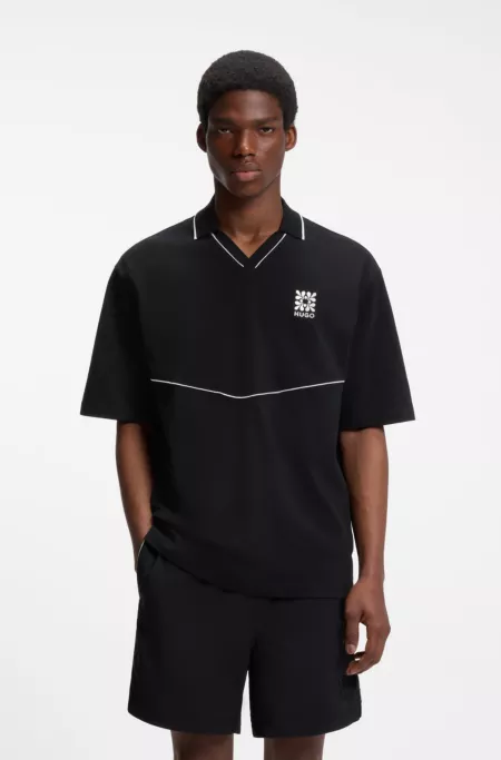 Embroidered-logo polo shirt with Johnny collar