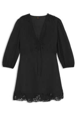 Robe coupe &eacute;vas&eacute;e avec d&eacute;tails brod&eacute;s, Noir