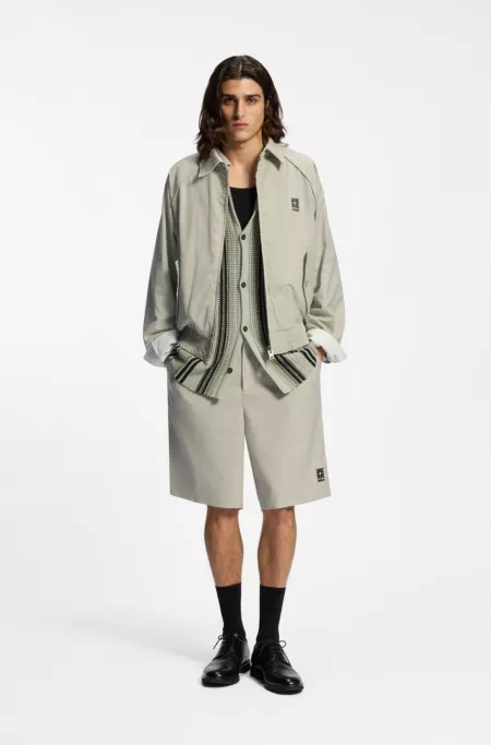 Relaxed-fit shorts with houndstooth pattern