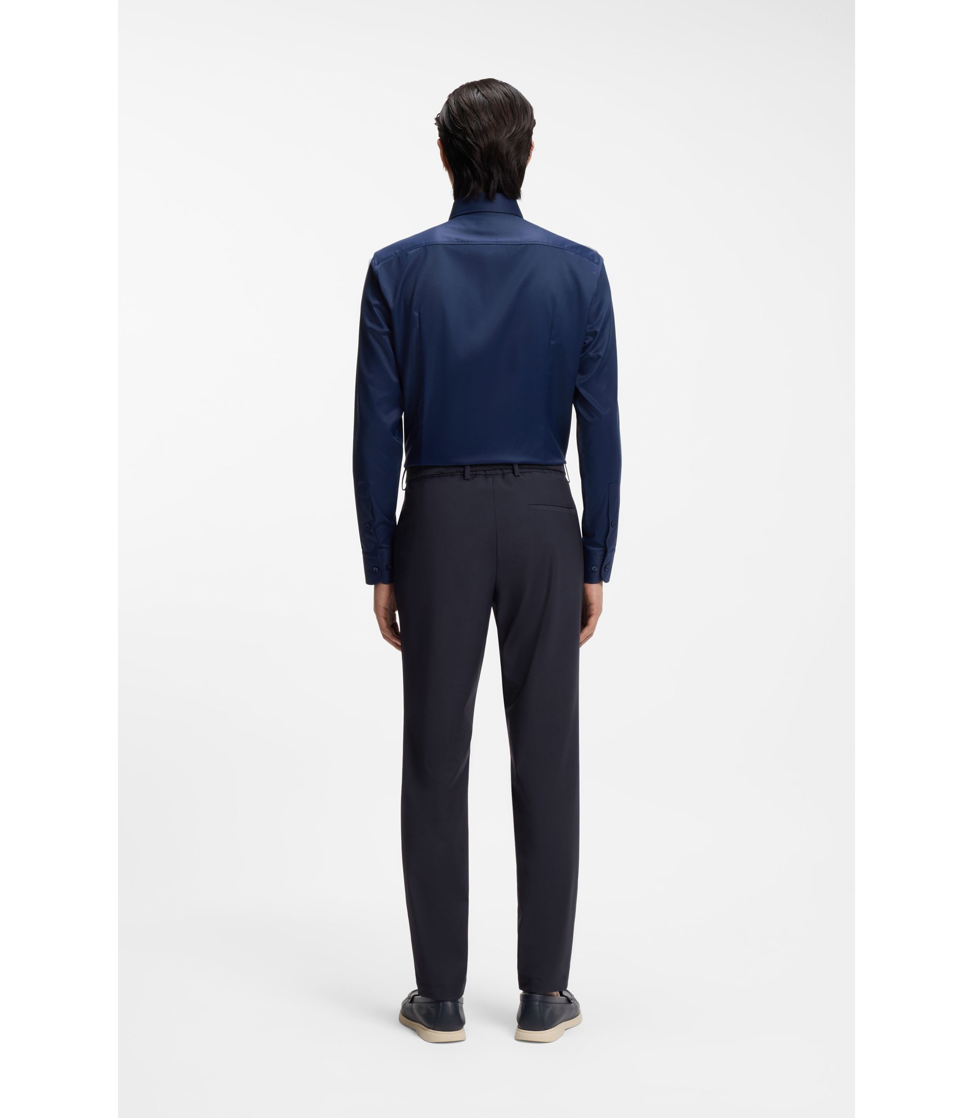 BOSS - Washable slim-fit trousers in a wool blend - Dark Blue