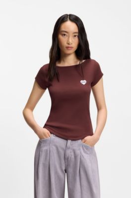 Camiseta de algod&oacute;n el&aacute;stico slim fit con ilustraci&oacute;n, Marr&oacute;n oscuro