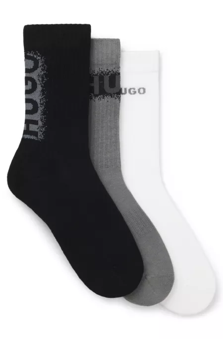 Three-pack of short-length socks