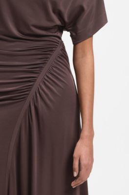Vestido slim fit con detalles fruncidos, Marr&oacute;n oscuro