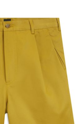 Relaxed-fit shorts in cotton twill, Gold