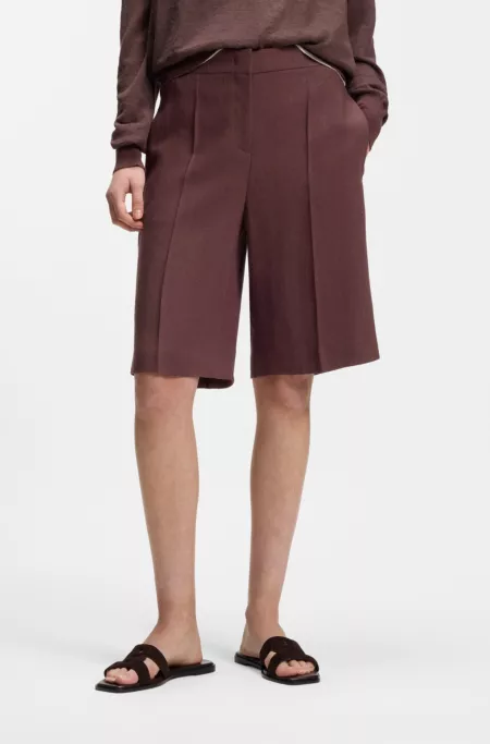 Relaxed-fit shorts in a linen blend