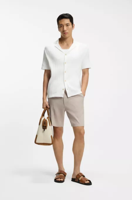 Linen-blend shorts in a modern fit