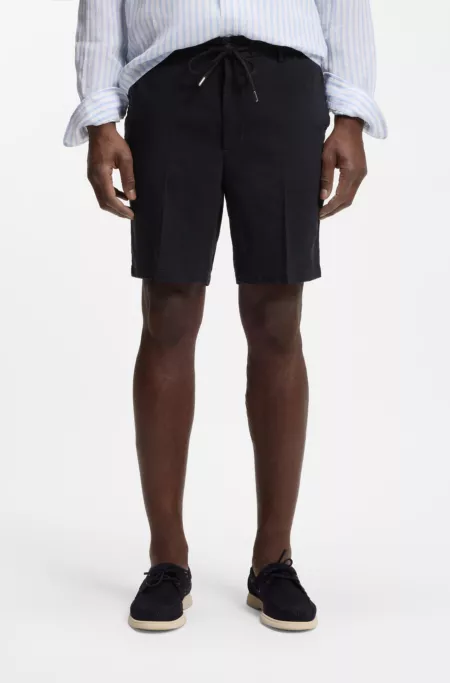 Linen-blend shorts in a modern fit
