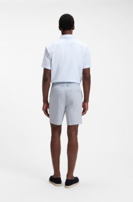 Short coupe moderne en lin m&eacute;lang&eacute;, bleu clair