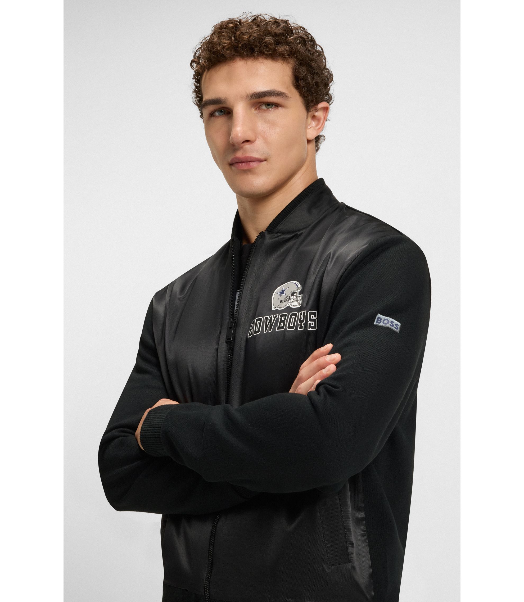 BOSS ジャンパー BOSS - BOSS x DALLAS COWBOYS bomber jacket with helmet graphic - Black