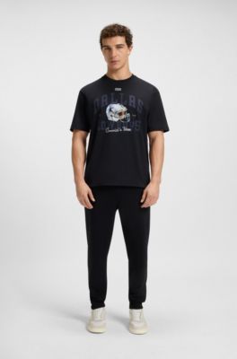 Camiseta BOSS x DALLAS COWBOYS con gr&aacute;fico de casco, Azul oscuro