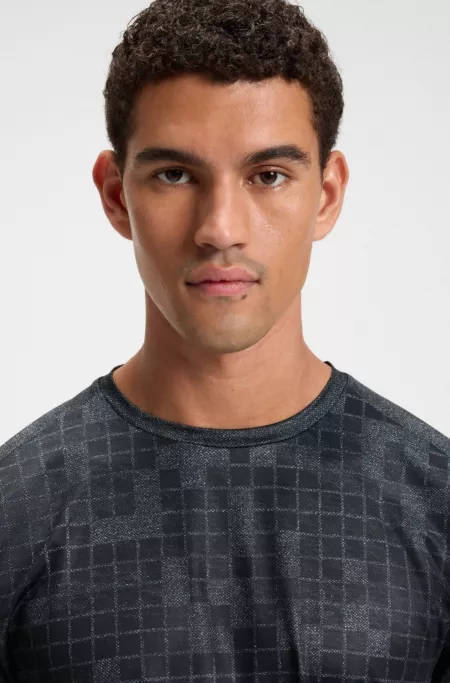 Stretch-mesh slim-fit T-shirt with all-over print