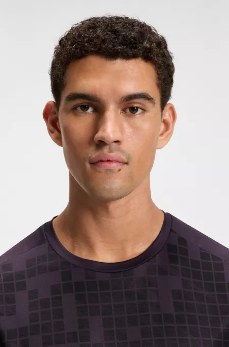 Stretch-mesh slim-fit T-shirt with all-over print