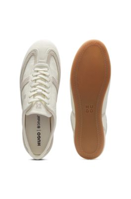 Deportivas de ca&ntilde;a baja con piel y ante, Blanco