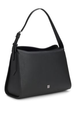 Bolso bandolera de piel sint&eacute;tica con logo apilado, Negro